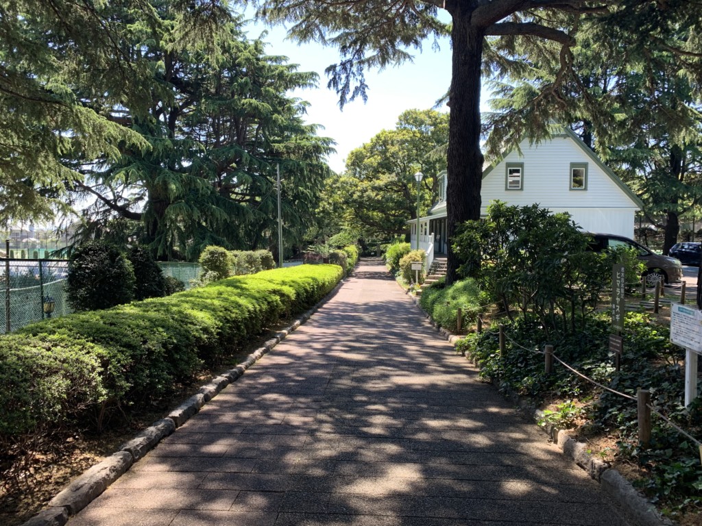 横浜街歩き 元町 中華街エリア 山手公園 みなとみらい線沿線街歩き 小旅行 Indoor Life